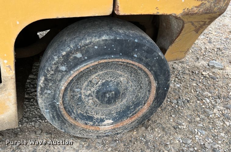 image for item JX9401 Caterpillar 150B  forklift