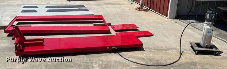 image for item JX9439 Motorcycle/ATV lift