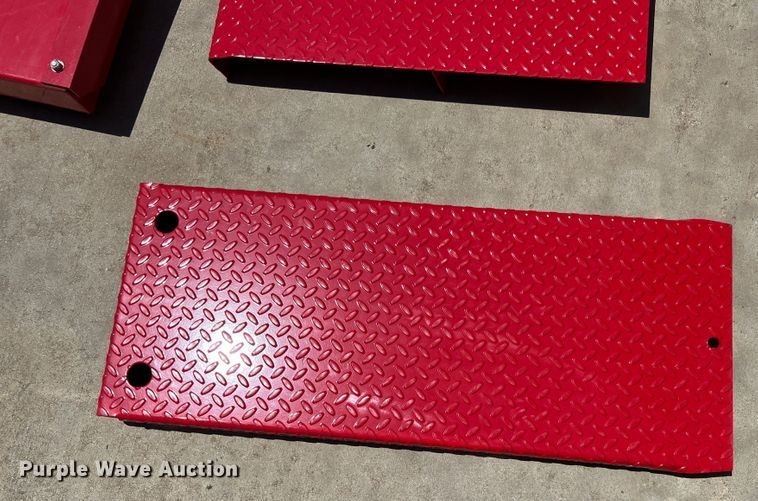 image for item JX9439 Motorcycle/ATV lift