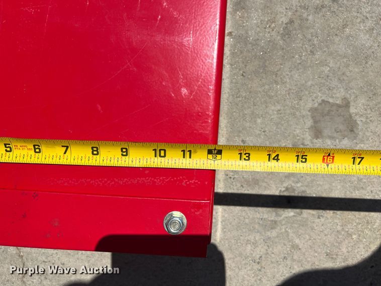 image for item JX9439 Motorcycle/ATV lift