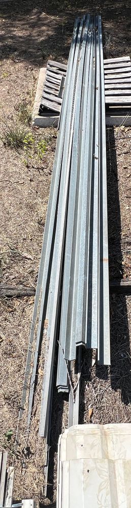 image for item JX9440 Approximately 17 pieces of angled steel