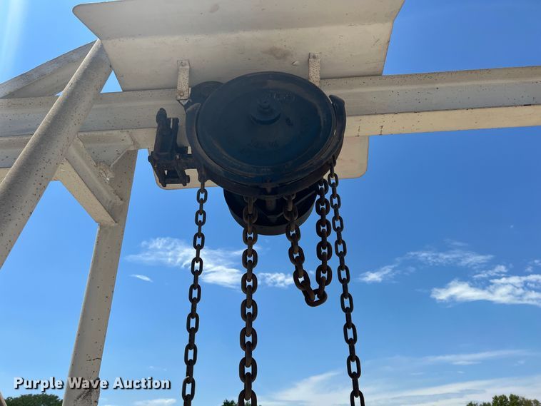 image for item JX9449 A-frame hoist