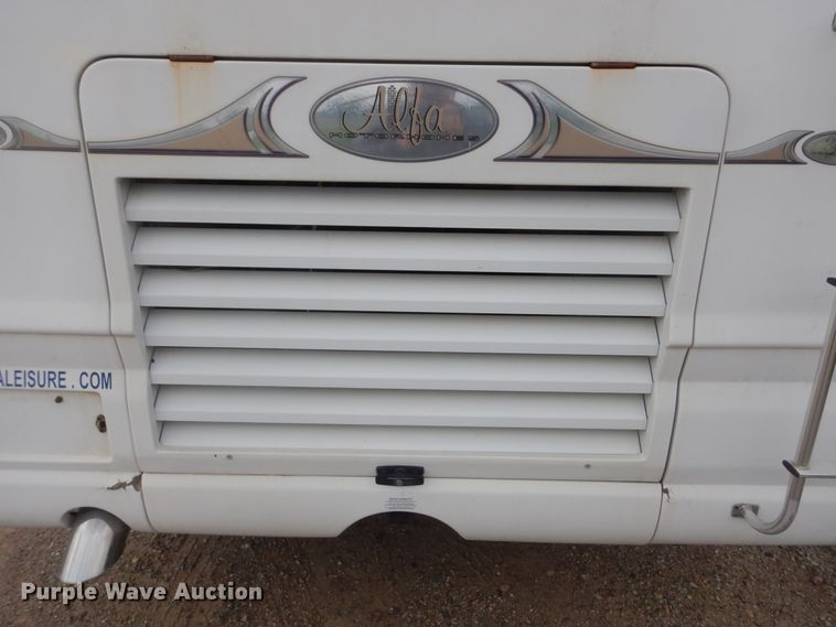 image for item KA9333 2002 Freightliner  RV