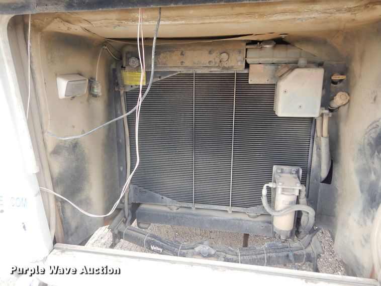 image for item KA9333 2002 Freightliner  RV