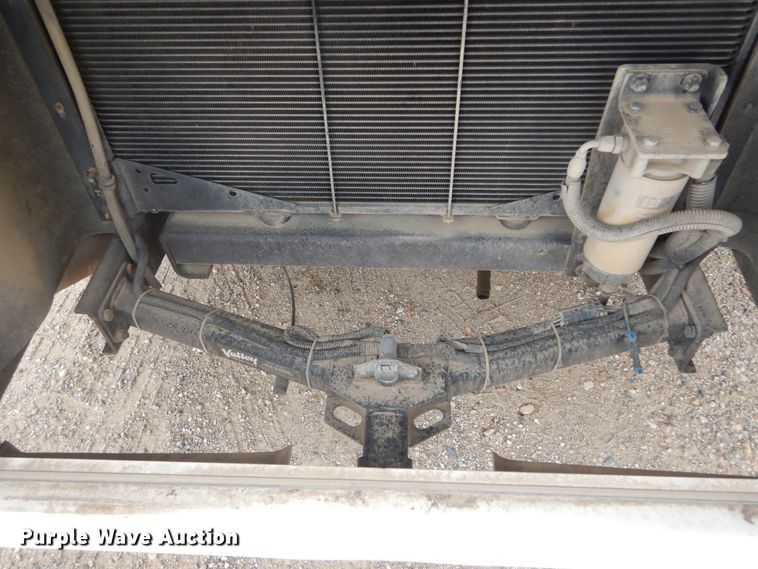 image for item KA9333 2002 Freightliner  RV