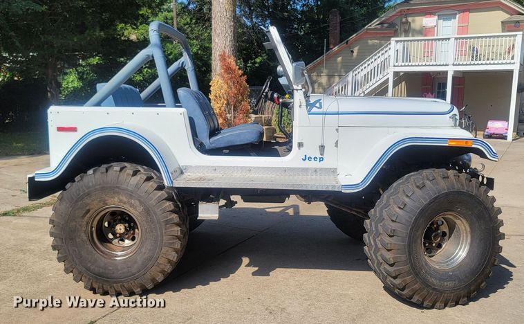 image for item KC9942 1979 Jeep CJ7  SUV