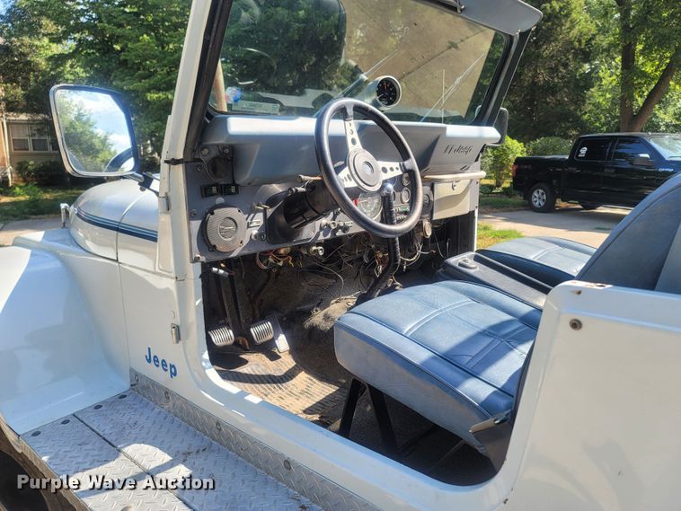 image for item KC9942 1979 Jeep CJ7  SUV