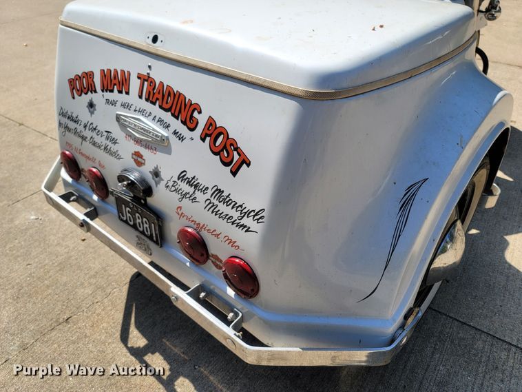 image for item KC9943 1971 Harley Davidson  motorcycle