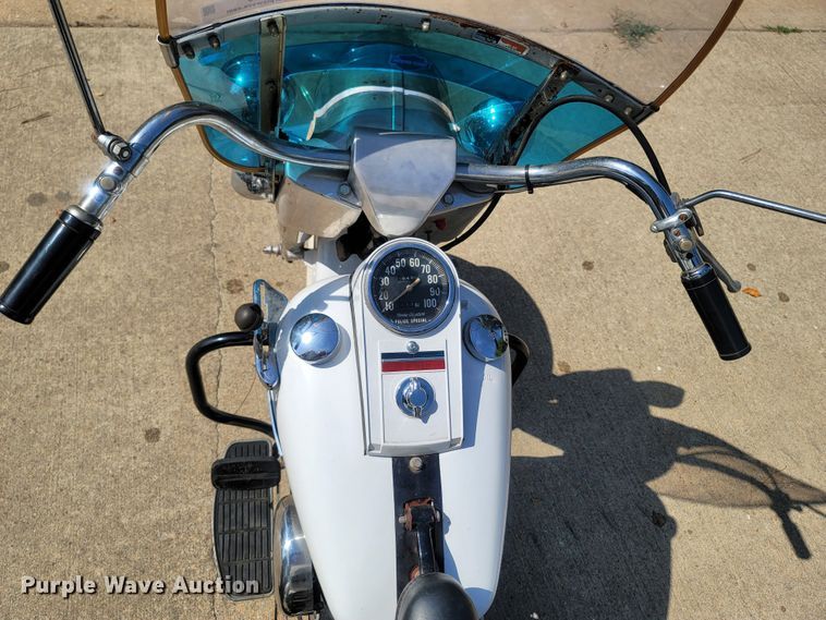 image for item KC9943 1971 Harley Davidson  motorcycle