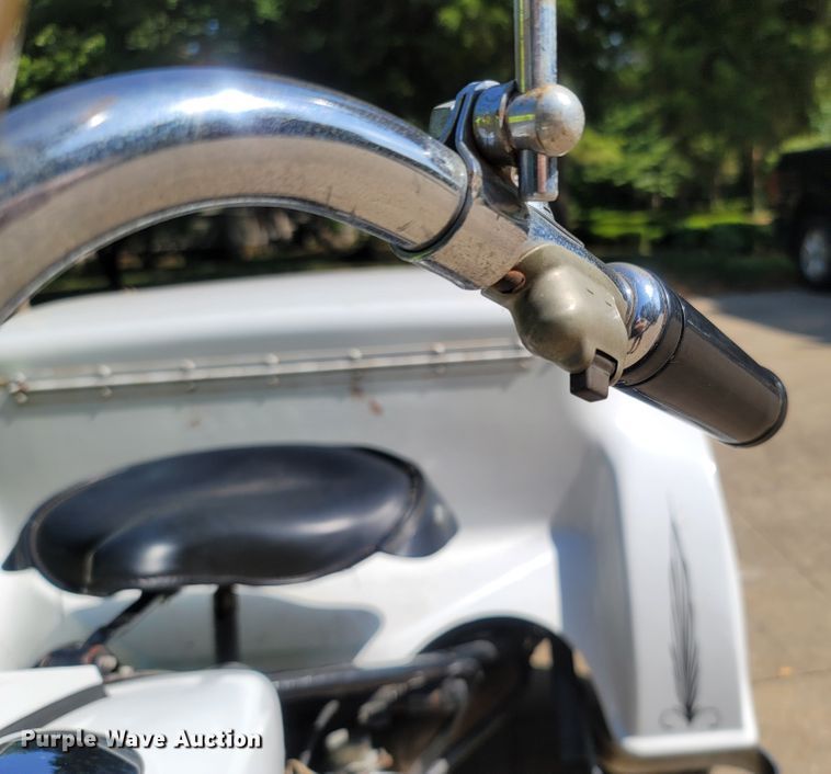 image for item KC9943 1971 Harley Davidson  motorcycle