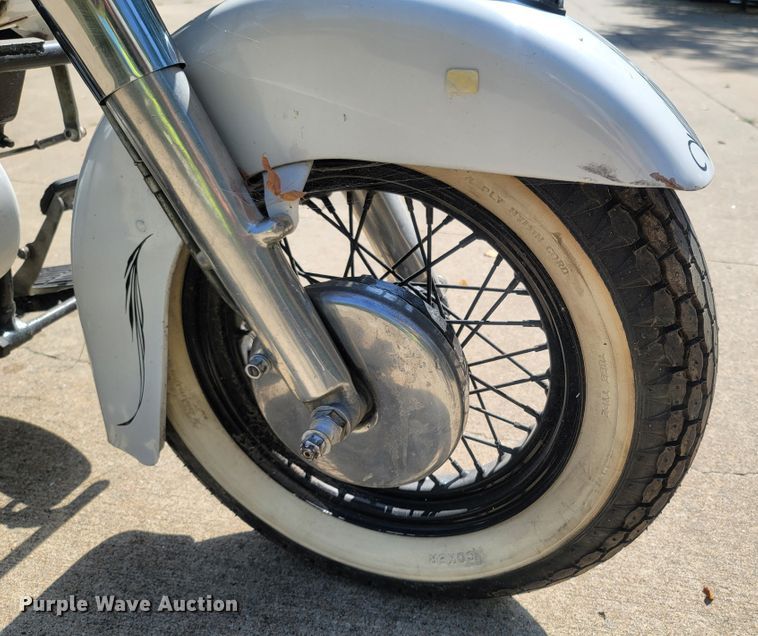 image for item KC9943 1971 Harley Davidson  motorcycle