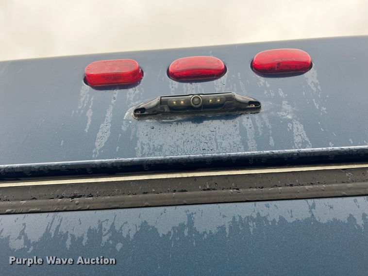 image for item KC9989 2001 Ford E450 Super Duty  party bus