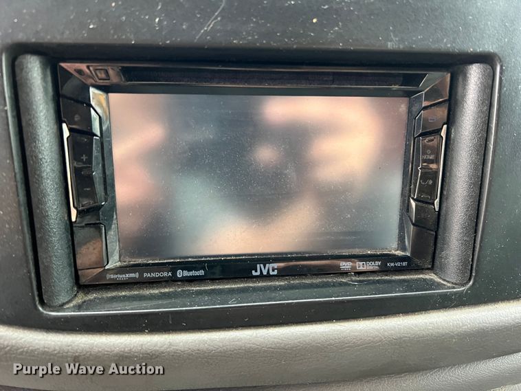 image for item KC9989 2001 Ford E450 Super Duty  party bus