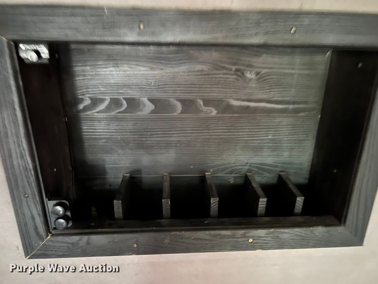 image for item KC9989 2001 Ford E450 Super Duty  party bus