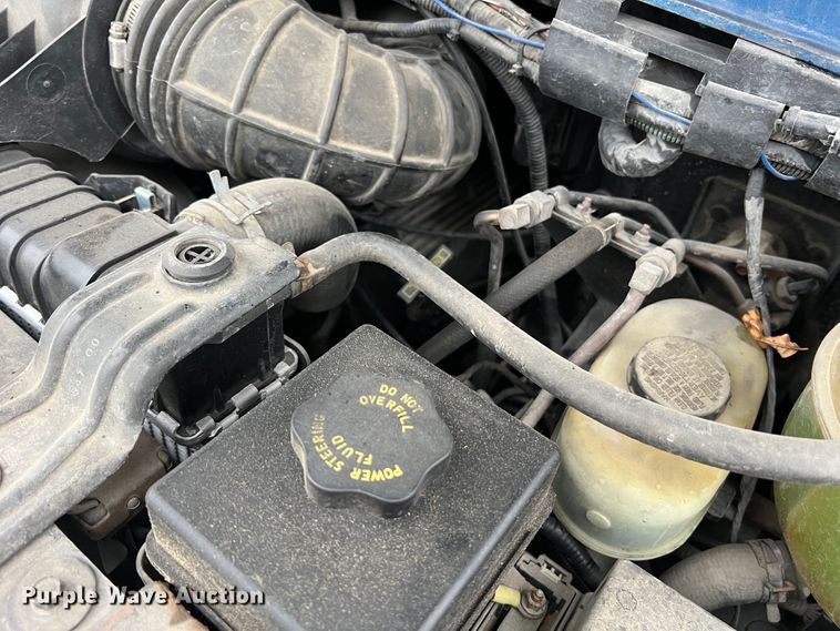 image for item KC9989 2001 Ford E450 Super Duty  party bus