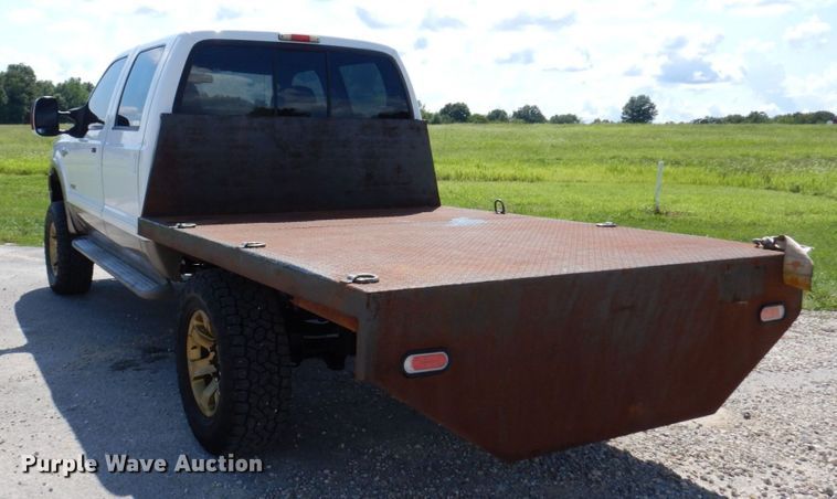 image for item KF9619 2006 Ford F350 Super Duty Lariat King Ranch  Crew Cab flatbed pickup truck