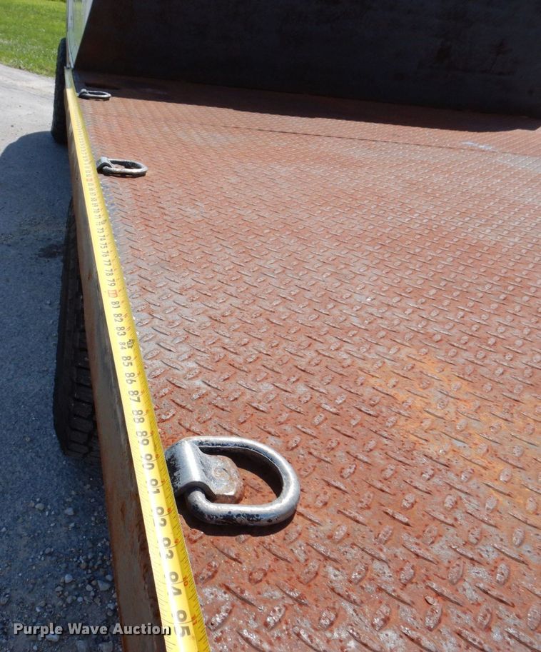 image for item KF9619 2006 Ford F350 Super Duty Lariat King Ranch  Crew Cab flatbed pickup truck