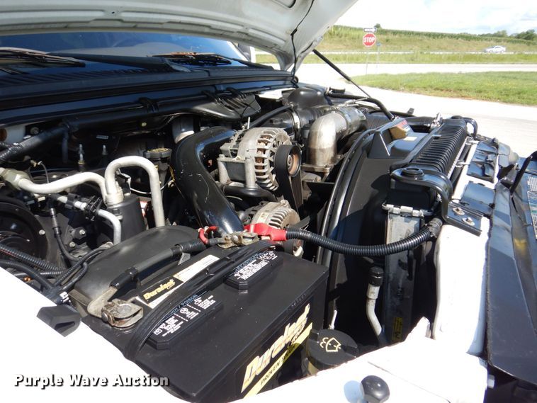 image for item KF9619 2006 Ford F350 Super Duty Lariat King Ranch  Crew Cab flatbed pickup truck