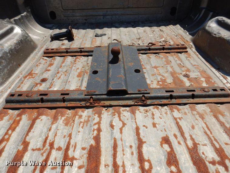 image for item KF9623 2003 Ford F250 Super Duty XLT  SuperCab pickup truck