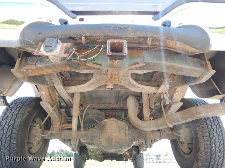 image for item KF9623 2003 Ford F250 Super Duty XLT  SuperCab pickup truck