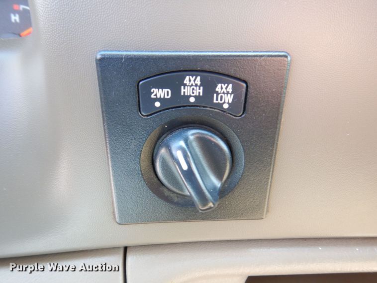 image for item KF9623 2003 Ford F250 Super Duty XLT  SuperCab pickup truck