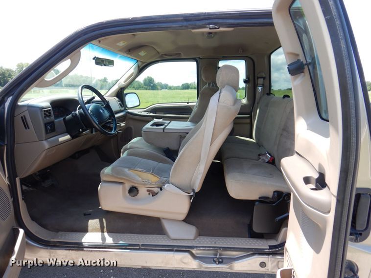 image for item KF9623 2003 Ford F250 Super Duty XLT  SuperCab pickup truck