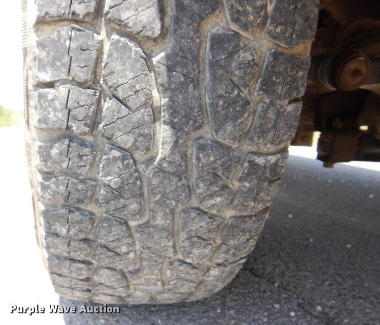 image for item KF9623 2003 Ford F250 Super Duty XLT  SuperCab pickup truck