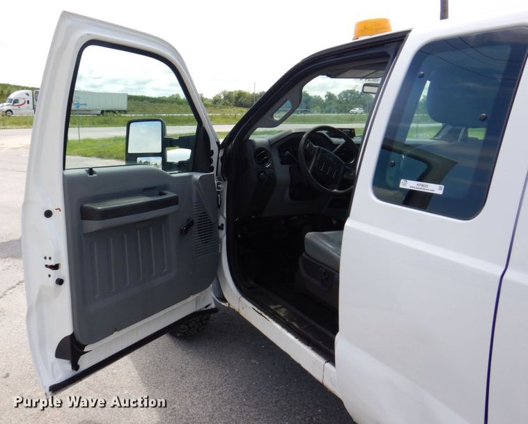 image for item KF9625 2012 Ford F250 Super Duty XL  SuperCab pickup truck