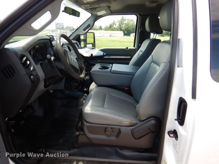 image for item KF9625 2012 Ford F250 Super Duty XL  SuperCab pickup truck