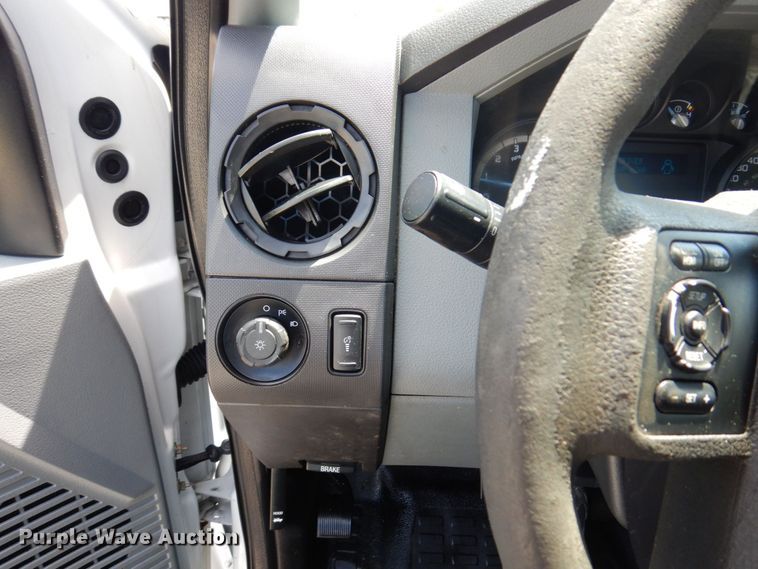 image for item KF9625 2012 Ford F250 Super Duty XL  SuperCab pickup truck