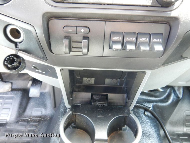 image for item KF9625 2012 Ford F250 Super Duty XL  SuperCab pickup truck