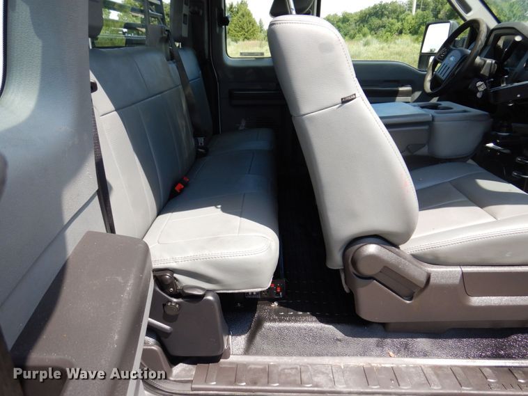 image for item KF9625 2012 Ford F250 Super Duty XL  SuperCab pickup truck