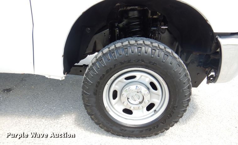 image for item KF9625 2012 Ford F250 Super Duty XL  SuperCab pickup truck