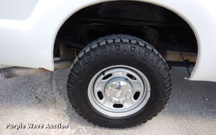 image for item KF9625 2012 Ford F250 Super Duty XL  SuperCab pickup truck