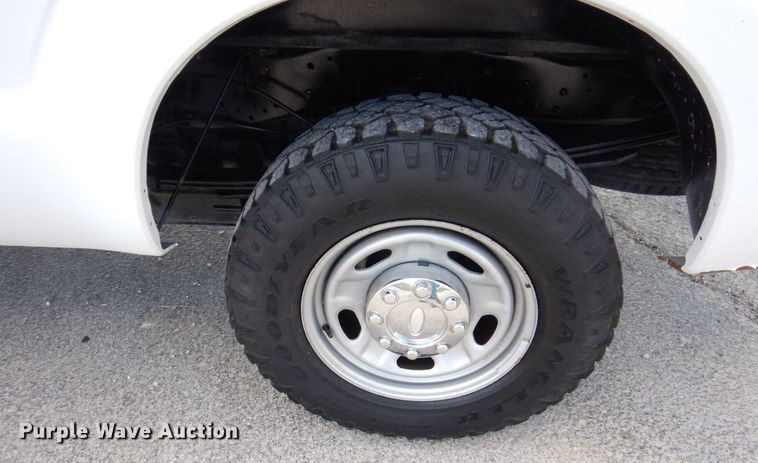 image for item KF9625 2012 Ford F250 Super Duty XL  SuperCab pickup truck