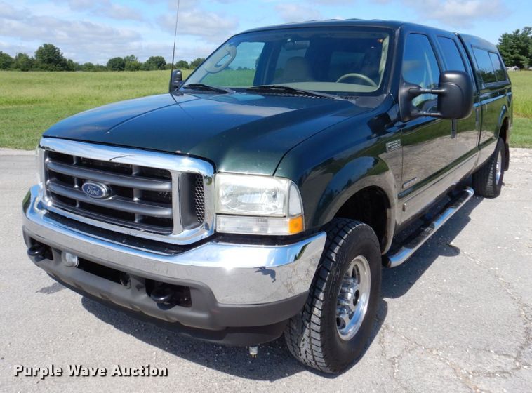 image for item KF9630 2003 Ford F250 Super Duty Lariat  Crew Cab pickup truck