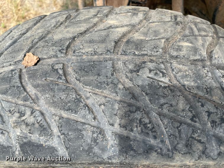 image for item KJ9701 2012 Kawasaki Teryx4  utility vehicle