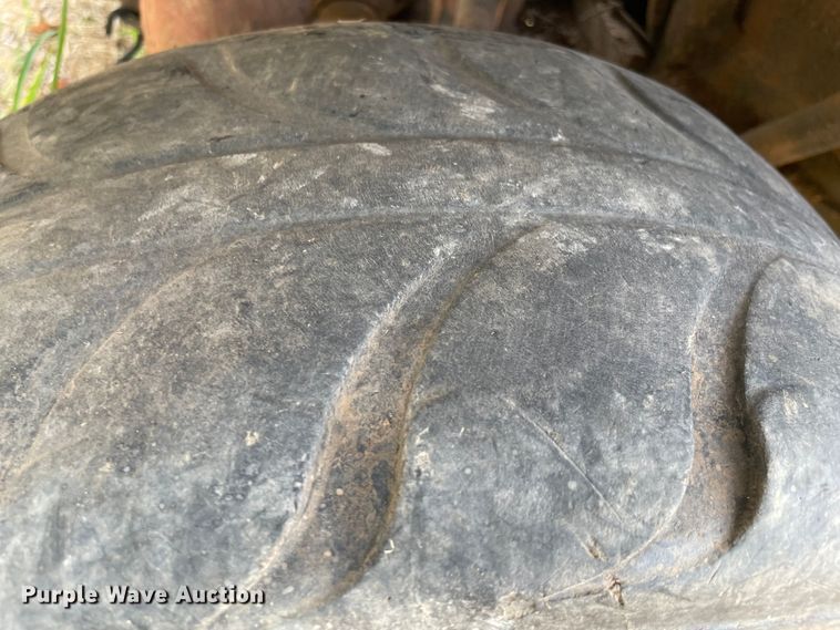 image for item KJ9701 2012 Kawasaki Teryx4  utility vehicle