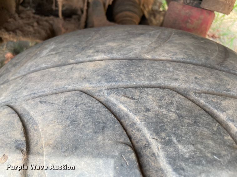 image for item KJ9701 2012 Kawasaki Teryx4  utility vehicle