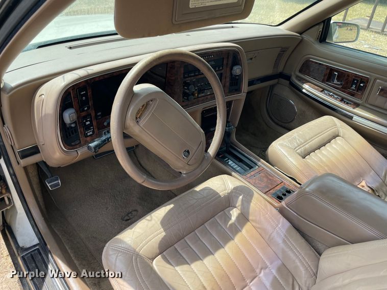 image for item KJ9703 1992 Buick Riviera