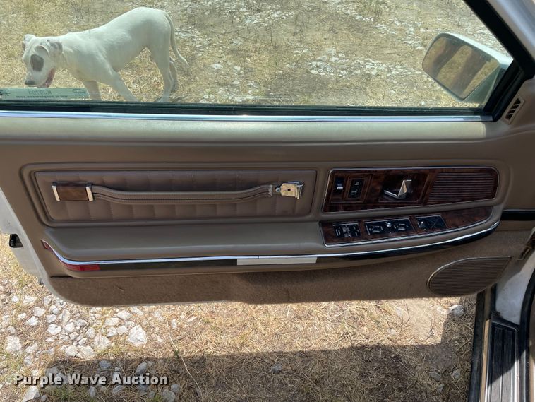 image for item KJ9703 1992 Buick Riviera