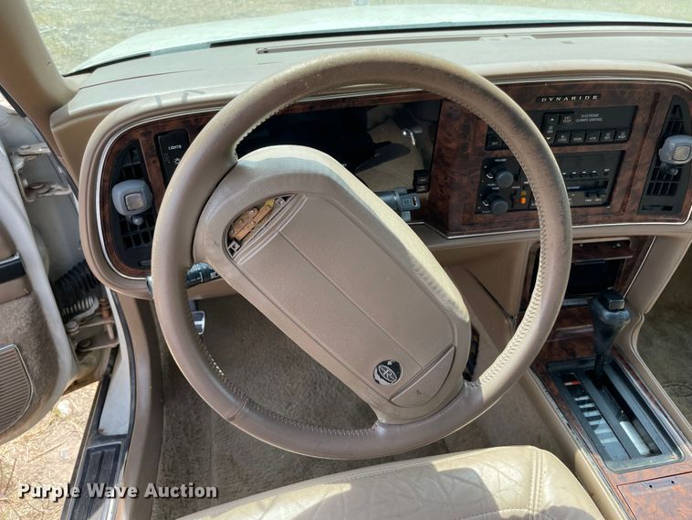 image for item KJ9703 1992 Buick Riviera