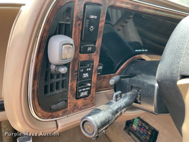 image for item KJ9703 1992 Buick Riviera