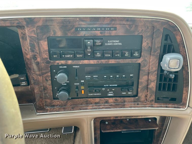 image for item KJ9703 1992 Buick Riviera