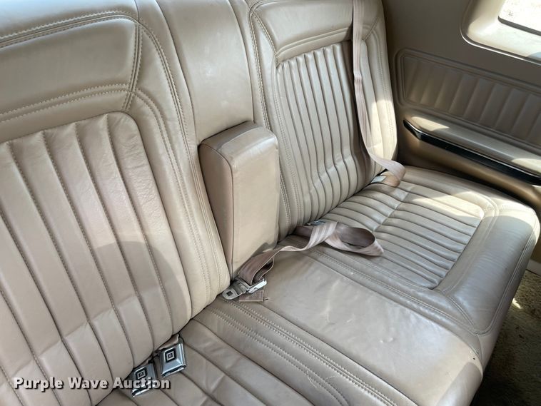 image for item KJ9703 1992 Buick Riviera