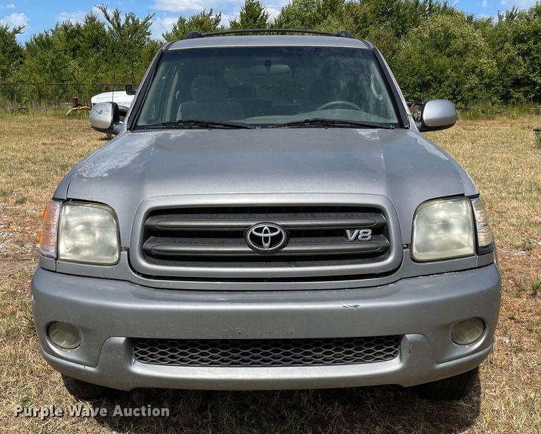 image for item KJ9706 2002 Toyota Sequoia  SUV