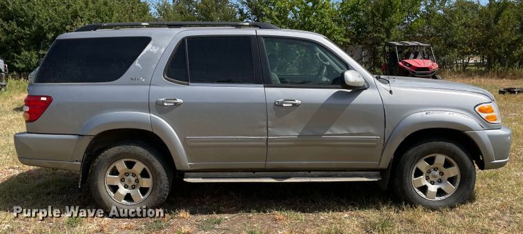 image for item KJ9706 2002 Toyota Sequoia  SUV