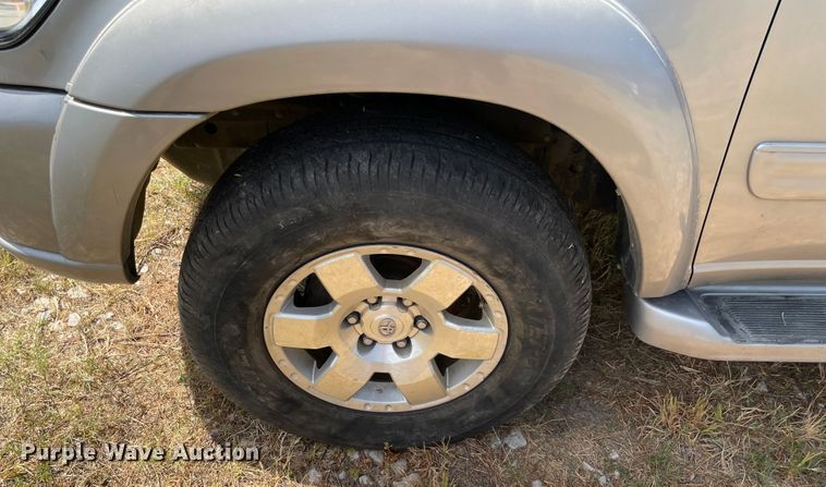 image for item KJ9706 2002 Toyota Sequoia  SUV