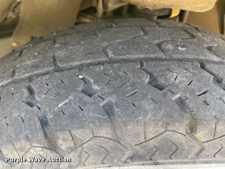 image for item KJ9706 2002 Toyota Sequoia  SUV