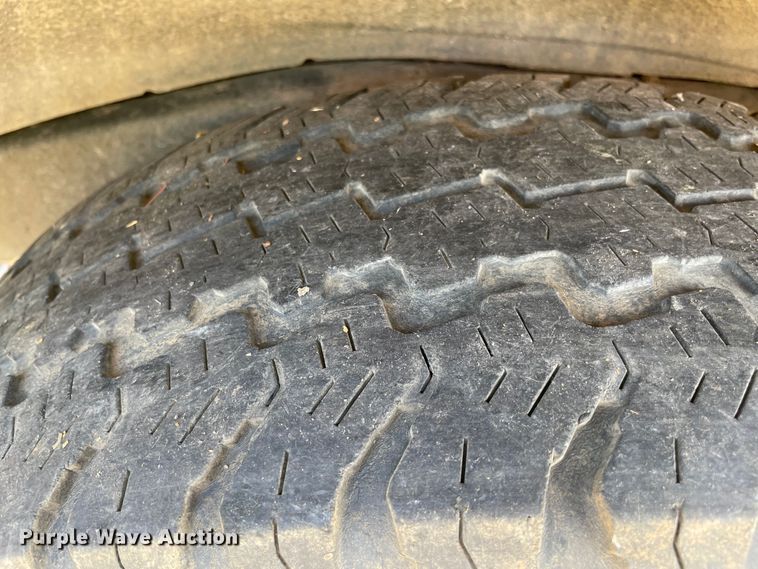 image for item KJ9706 2002 Toyota Sequoia  SUV